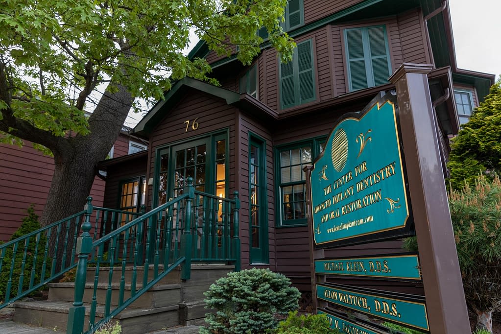 Contact Our Prosthodontist Cedarhurst, NY